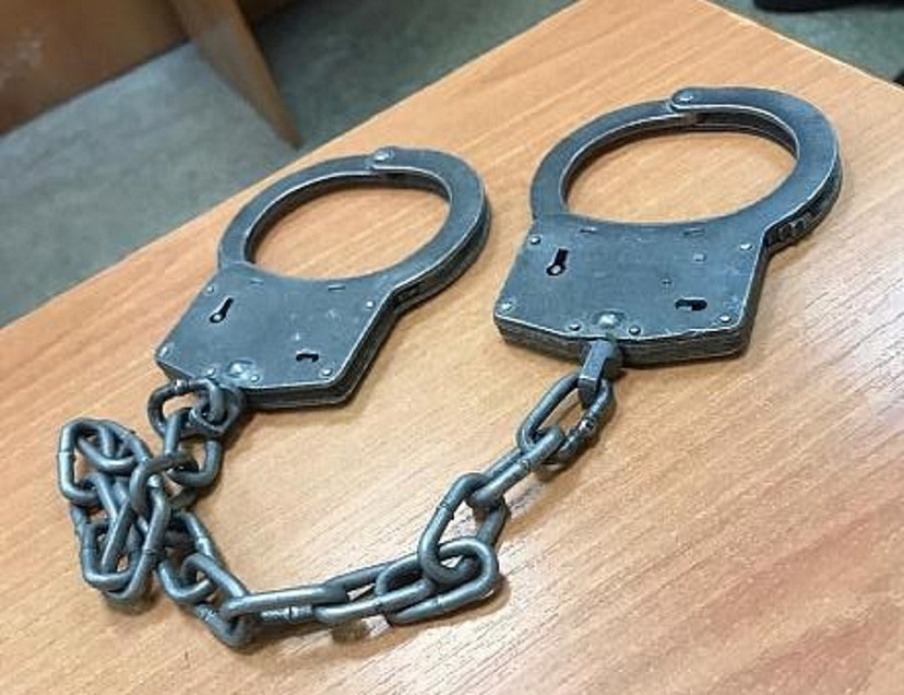 Саратовец за одну ночь обокрал цветочный магазин и кофейню